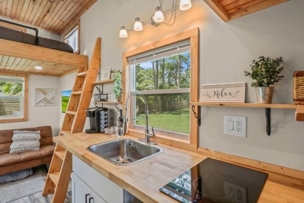 Summer Tiny House West Palm Beach Exterior photo