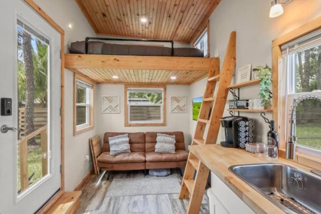 Summer Tiny House West Palm Beach Exterior photo